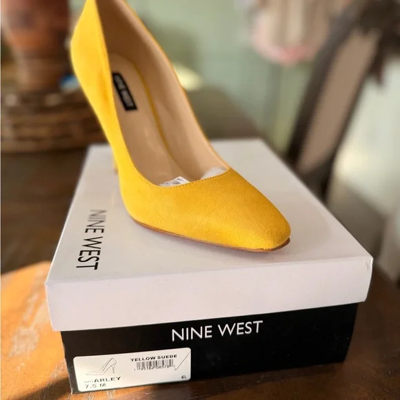 Nine West Vibrant Yellow Heels - Picture 2 of 6